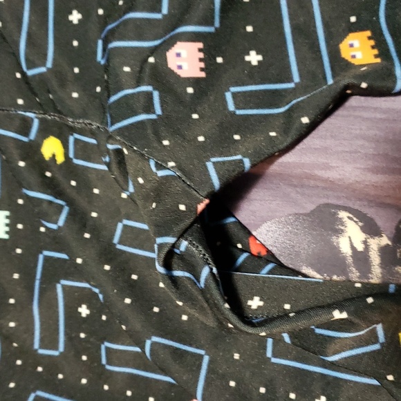 3/$65 Society6 PacMan printed tights - Picture 7 of 7